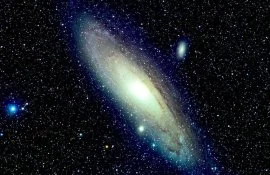 The mass of the Andromeda galaxy is revised downwards 