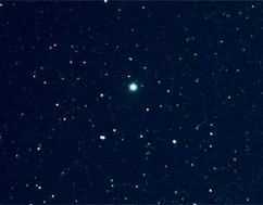 Vega : the star with comets ?