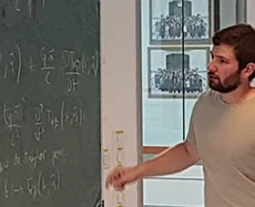 Paul Ramond, winner of the Jürgen Ehlers thesis prize