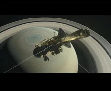 Cassini Grand Finale : a dive into the very heart of Saturn's radio aurorae